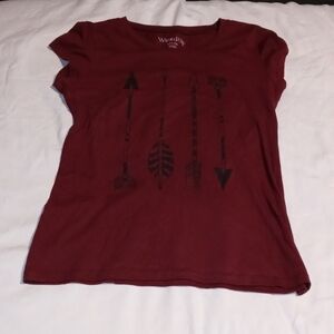 Wound Up burgundy youth girls t shirt with arrows on the front